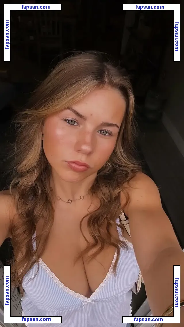 Ariana White nude photo #0179 from OnlyFans