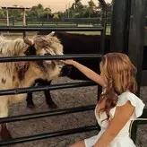 Ariana White nude #0188