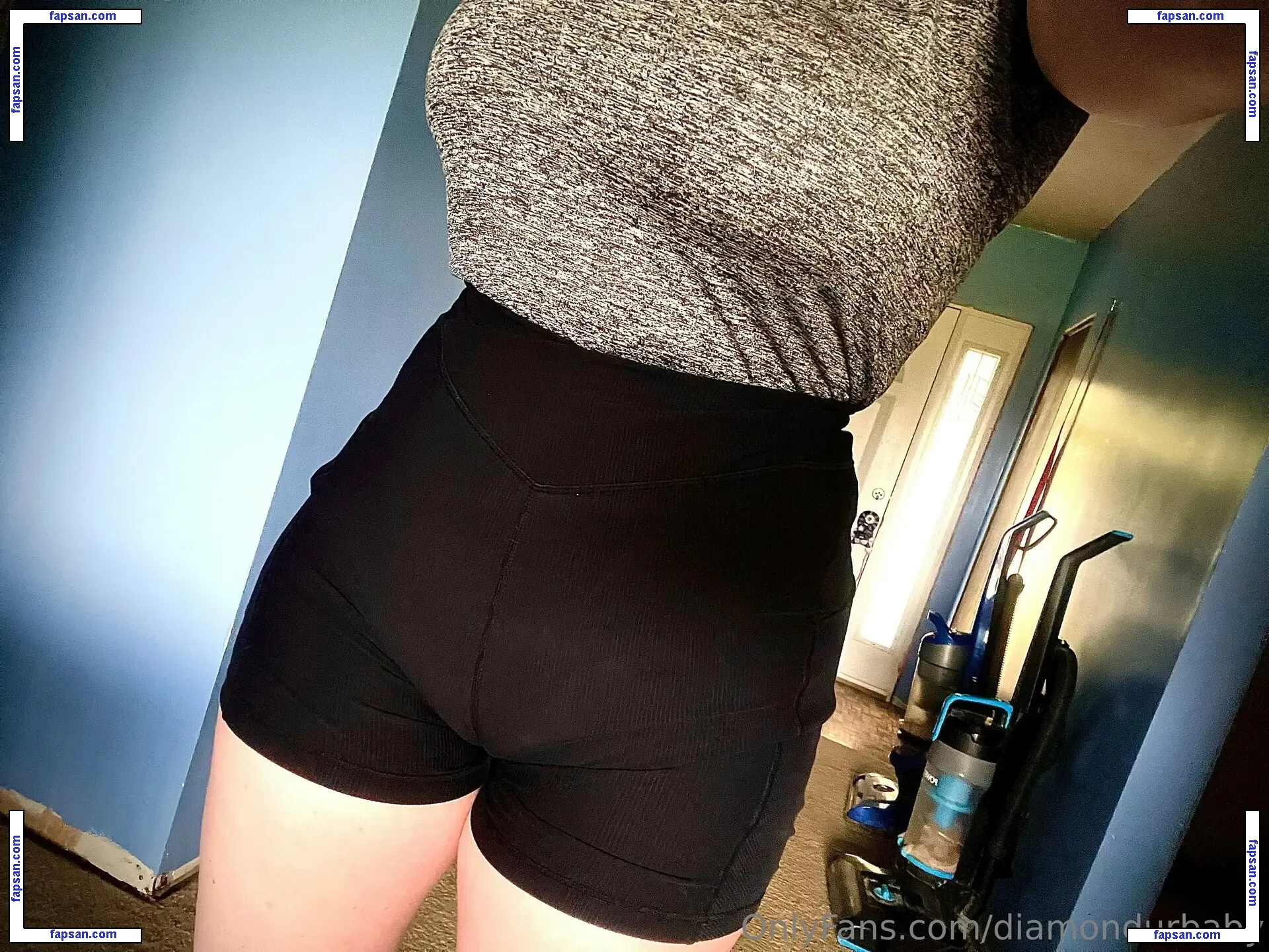 arianna-exclusives nude photo #0002 from OnlyFans