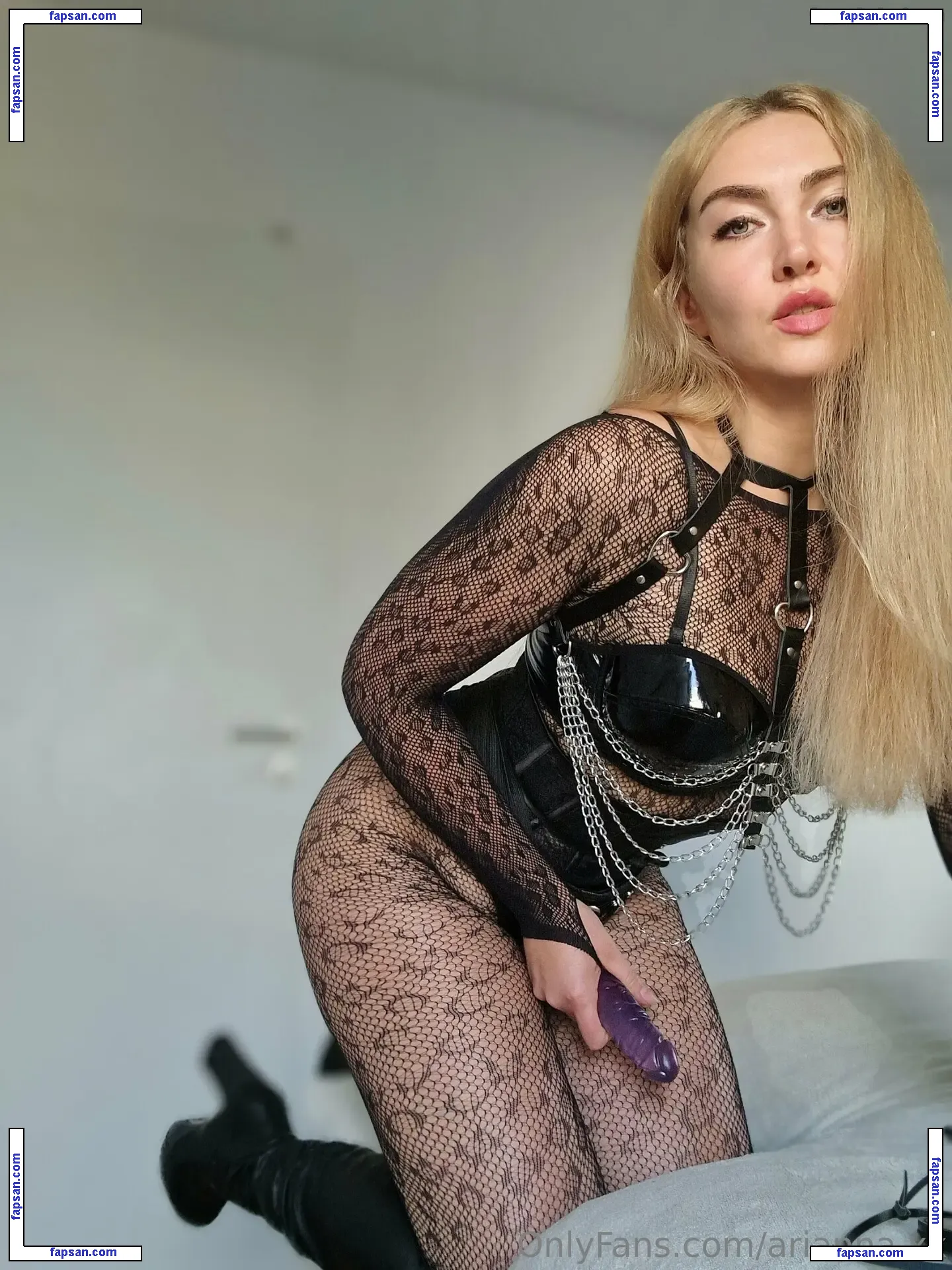 arianna.xx nude photo #0021 from OnlyFans