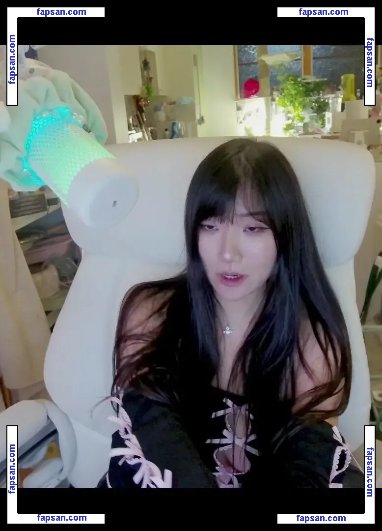 AriaSaki nude photo #1079 from OnlyFans