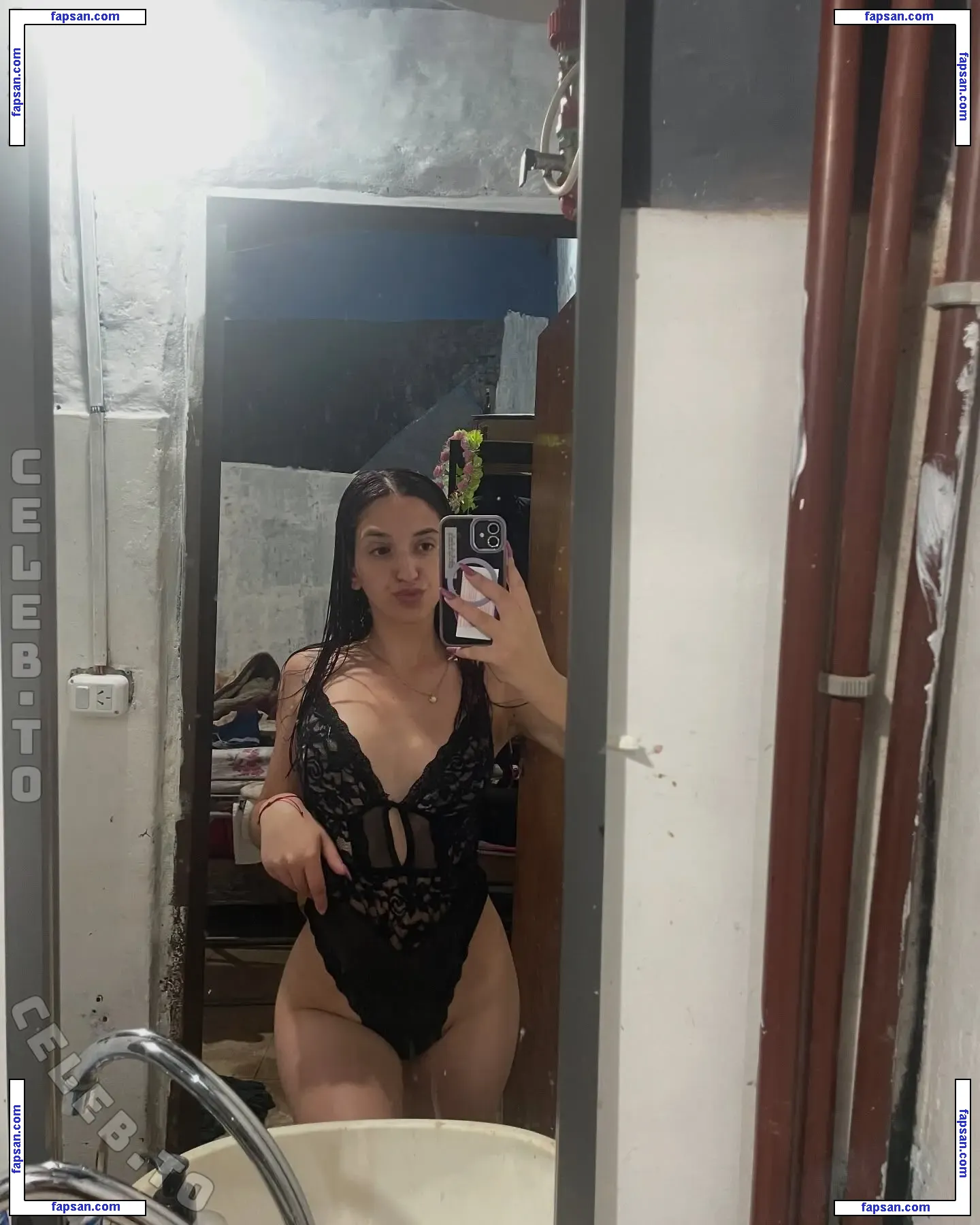 AriCuerva голая фото #0007 с Онлифанс