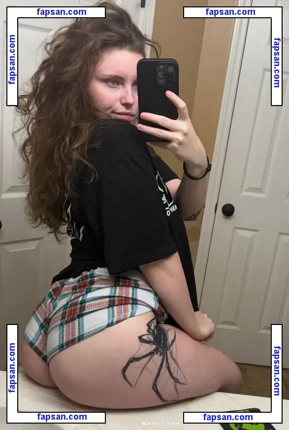 Ariel Adams голая фото #0003 с Онлифанс