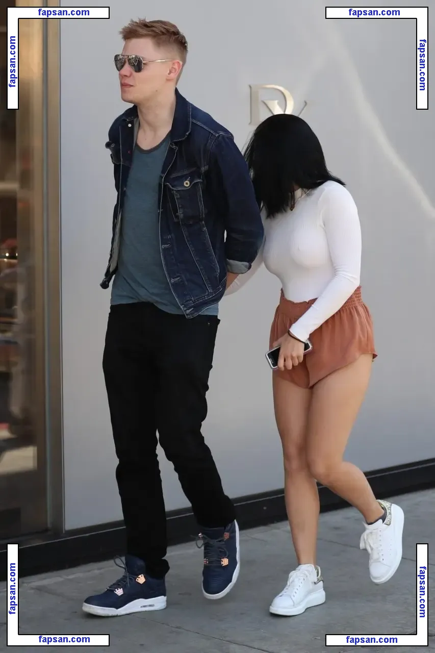 Ariel Winter nude photo #1261 from OnlyFans