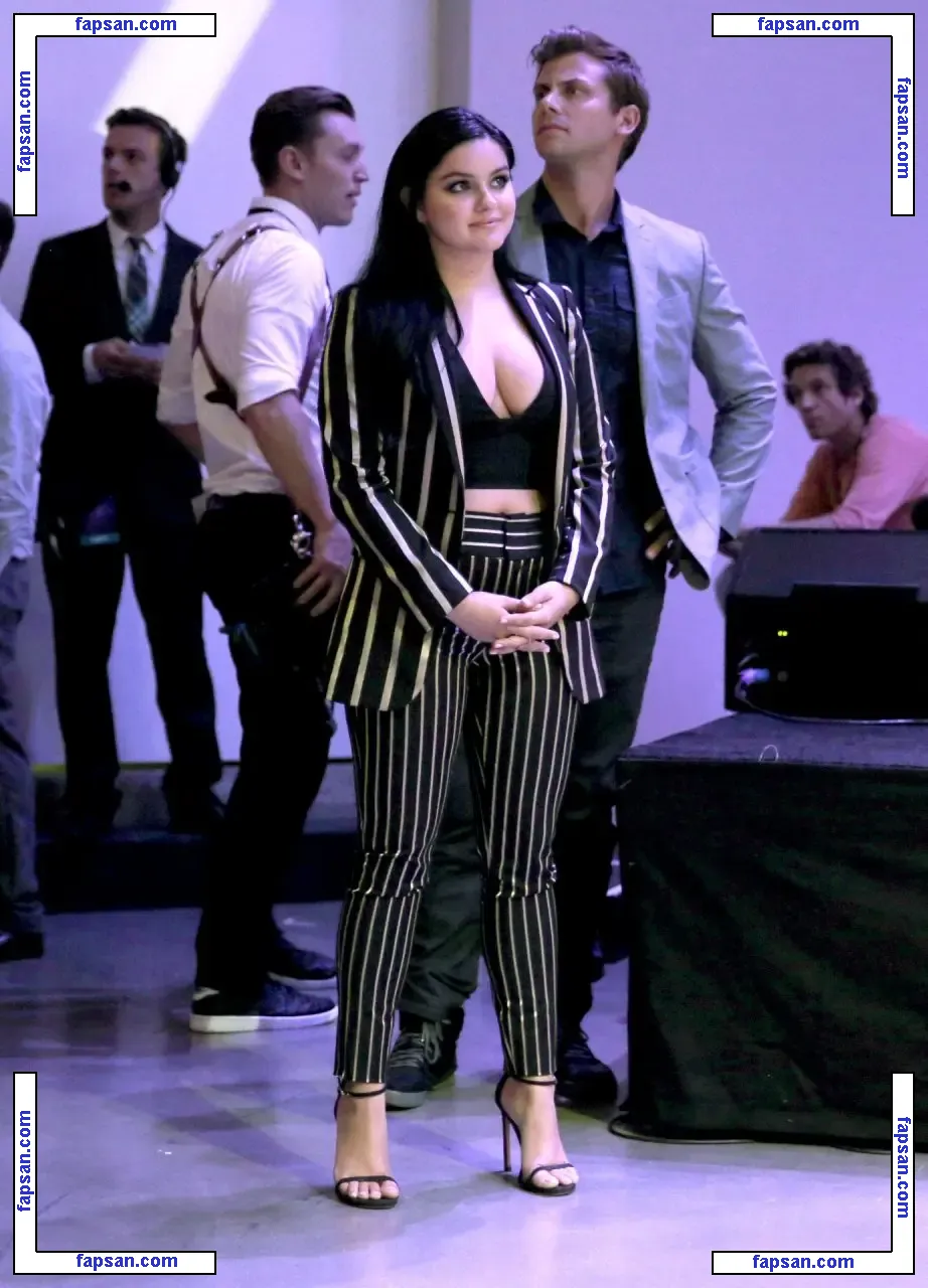 Ariel Winter nude photo #1609 from OnlyFans