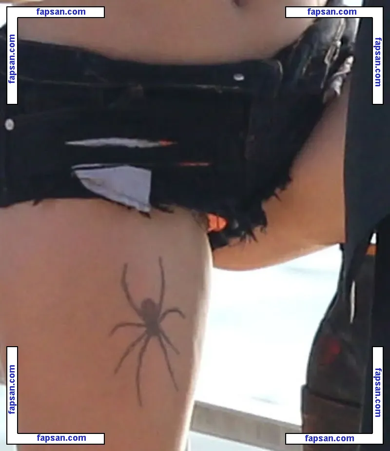 Ariel Winter nude photo #1854 from OnlyFans