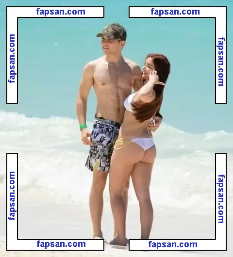 Ariel Winter nude photo #1943 from OnlyFans