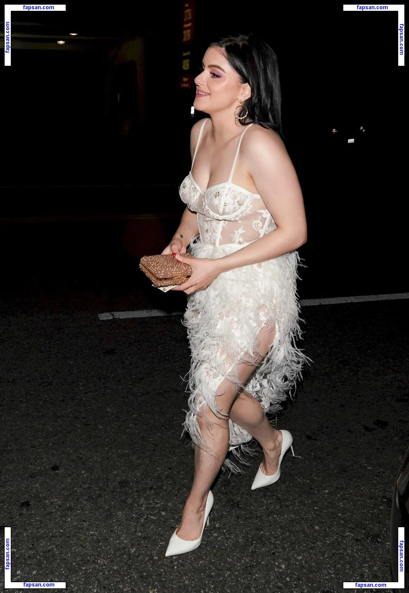 Ariel Winter nude photo #3085 from OnlyFans