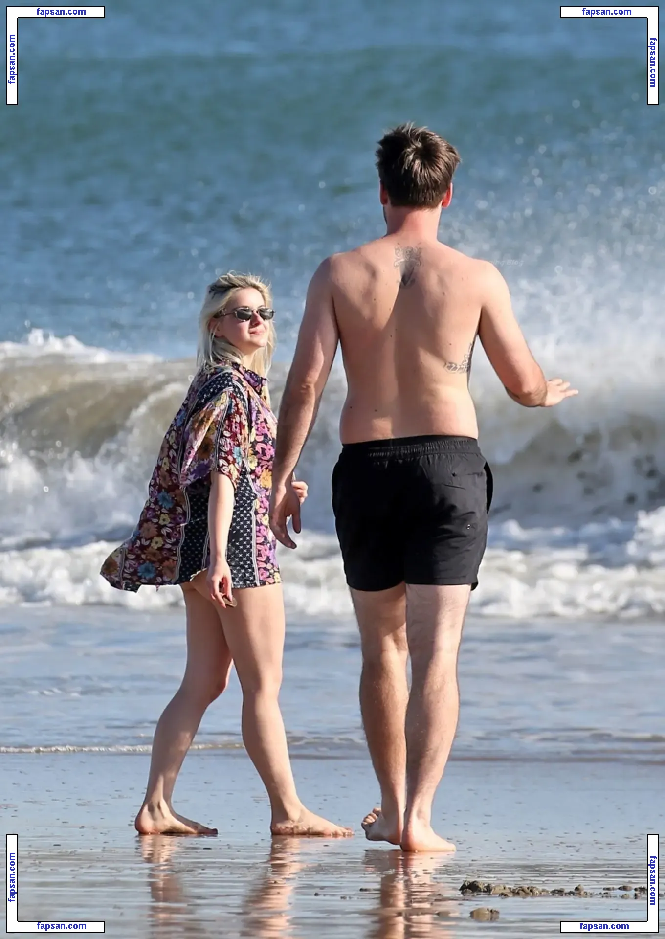 Ariel Winter nude photo #3550 from OnlyFans