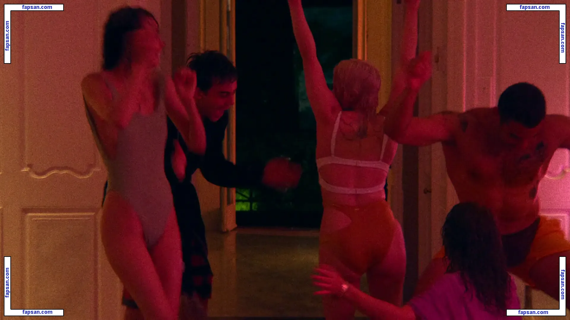 Ariel Winter nude photo #4599 from OnlyFans