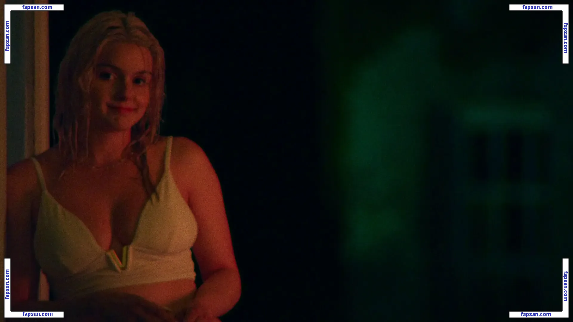 Ariel Winter nude photo #4605 from OnlyFans