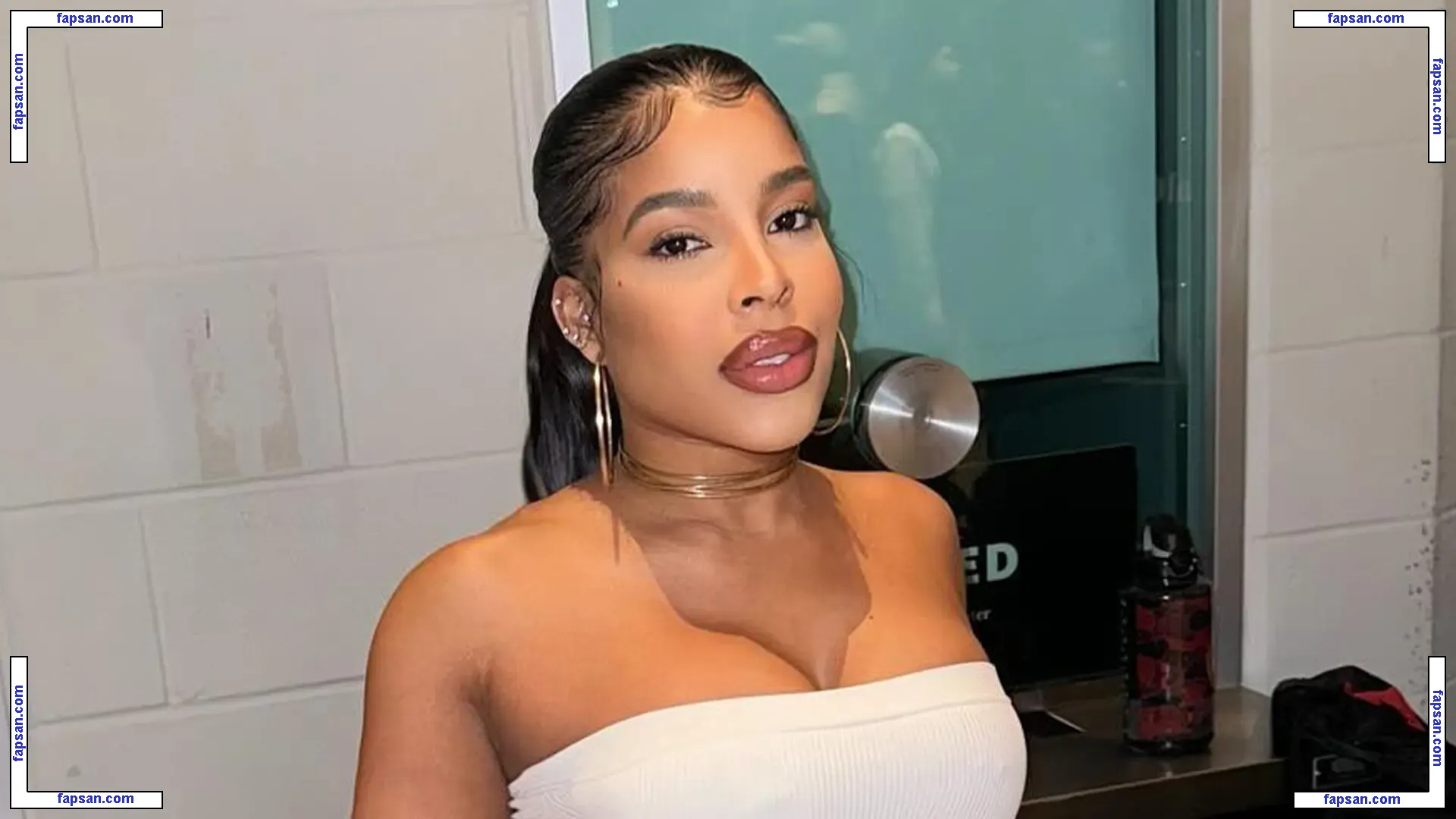 Ariela Langosta nude photo #0009 from OnlyFans
