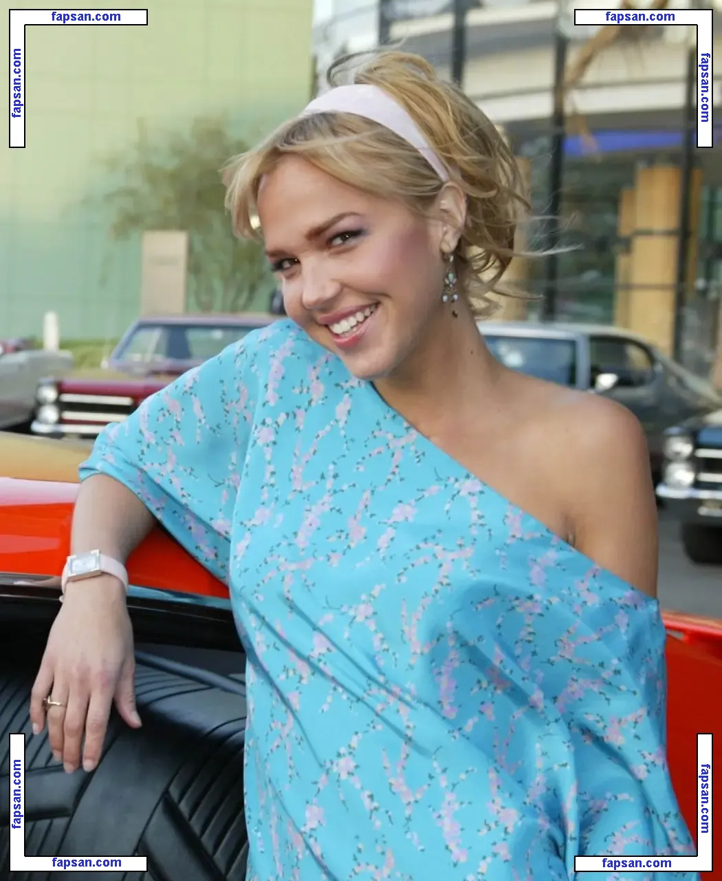 Arielle Kebbel голая фото #0029 с Онлифанс