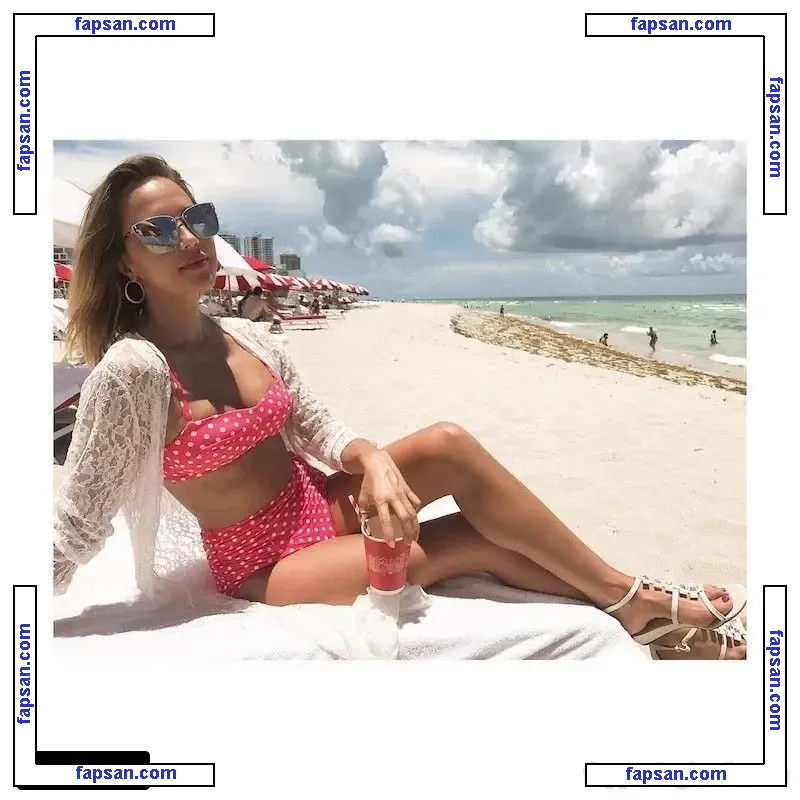 Arielle Kebbel голая фото #0228 с Онлифанс