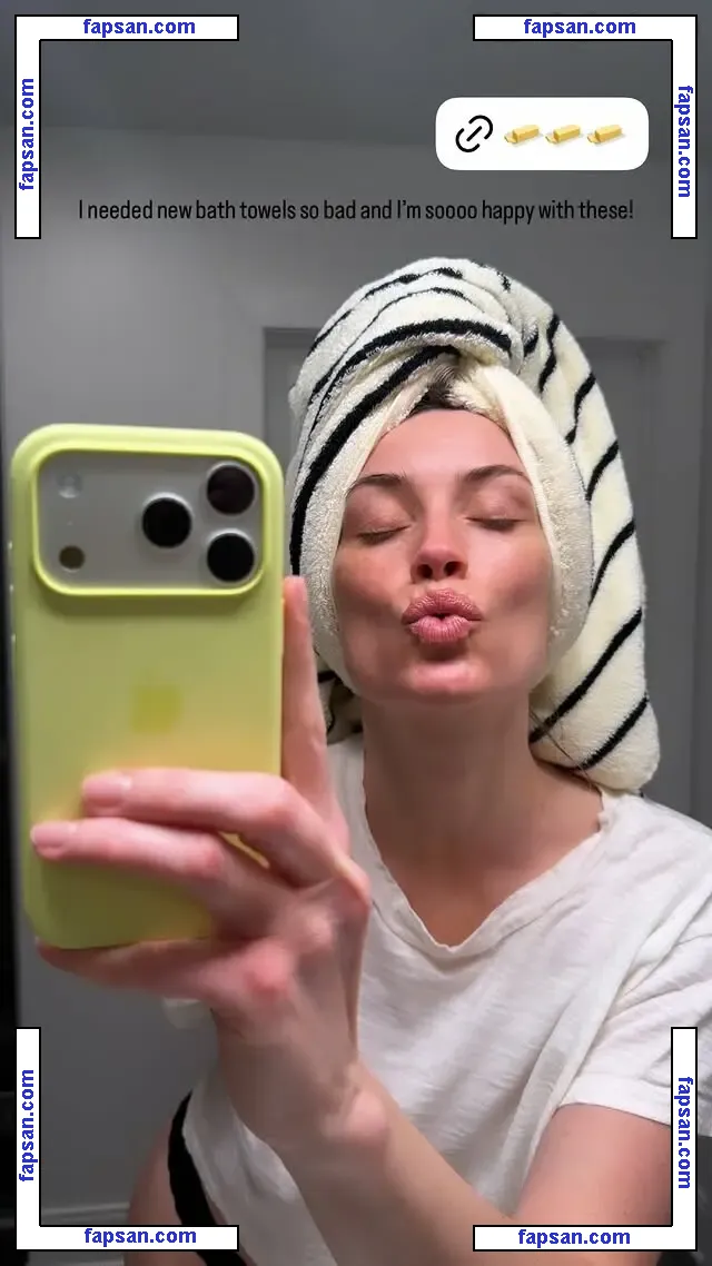 Arielle Vandenberg nude photo #0060 from OnlyFans