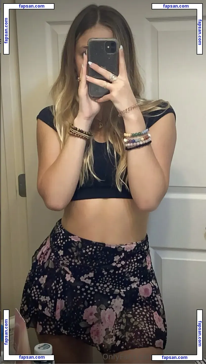 ariellesutton nude photo #0016 from OnlyFans