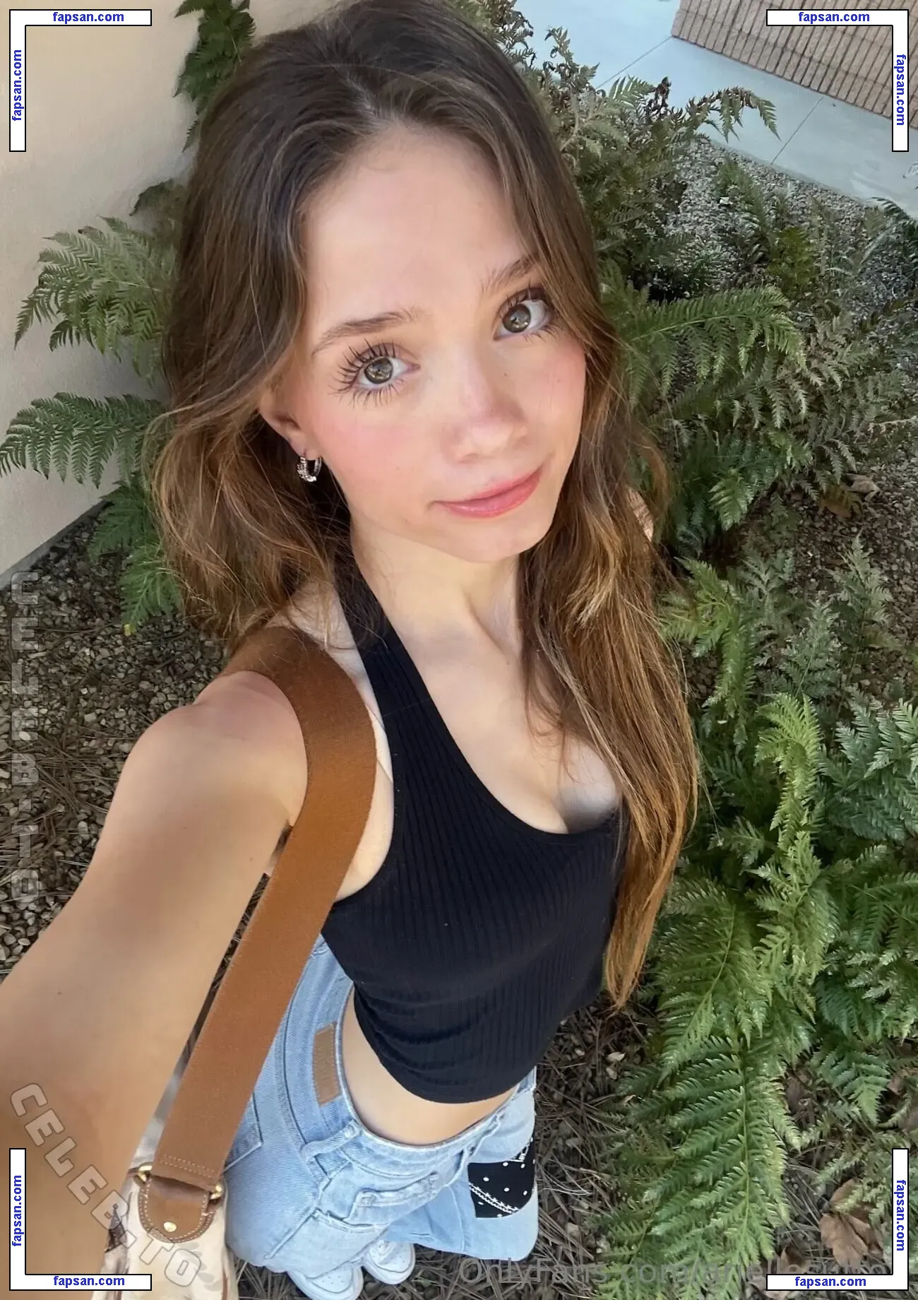 ariellesutton nude photo #0020 from OnlyFans