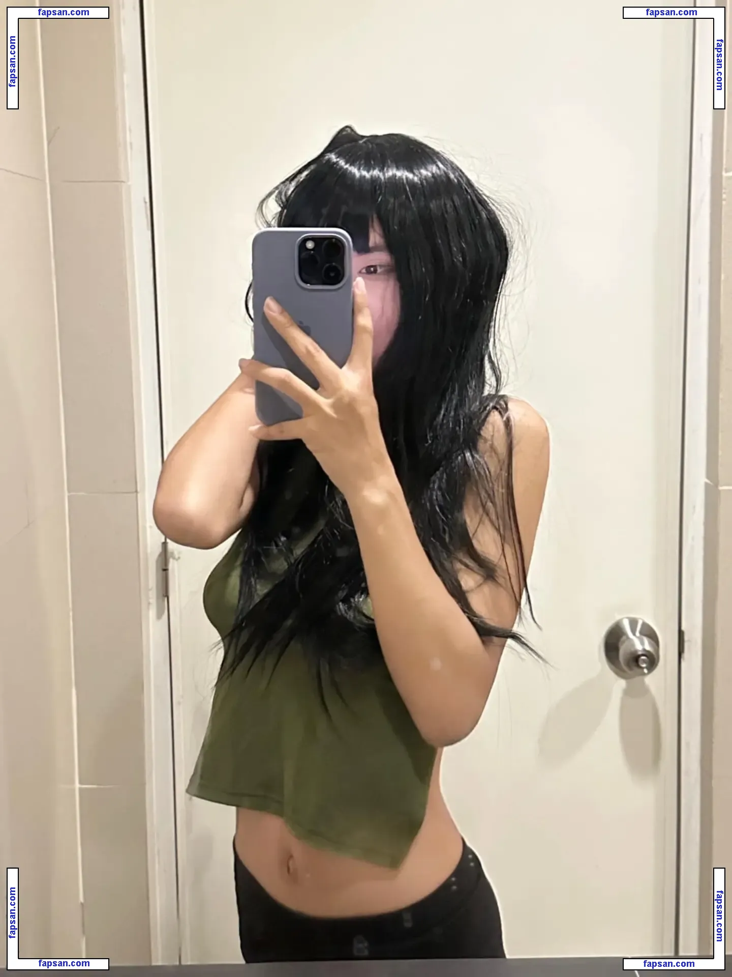 Arihienna nude photo #0019 from OnlyFans