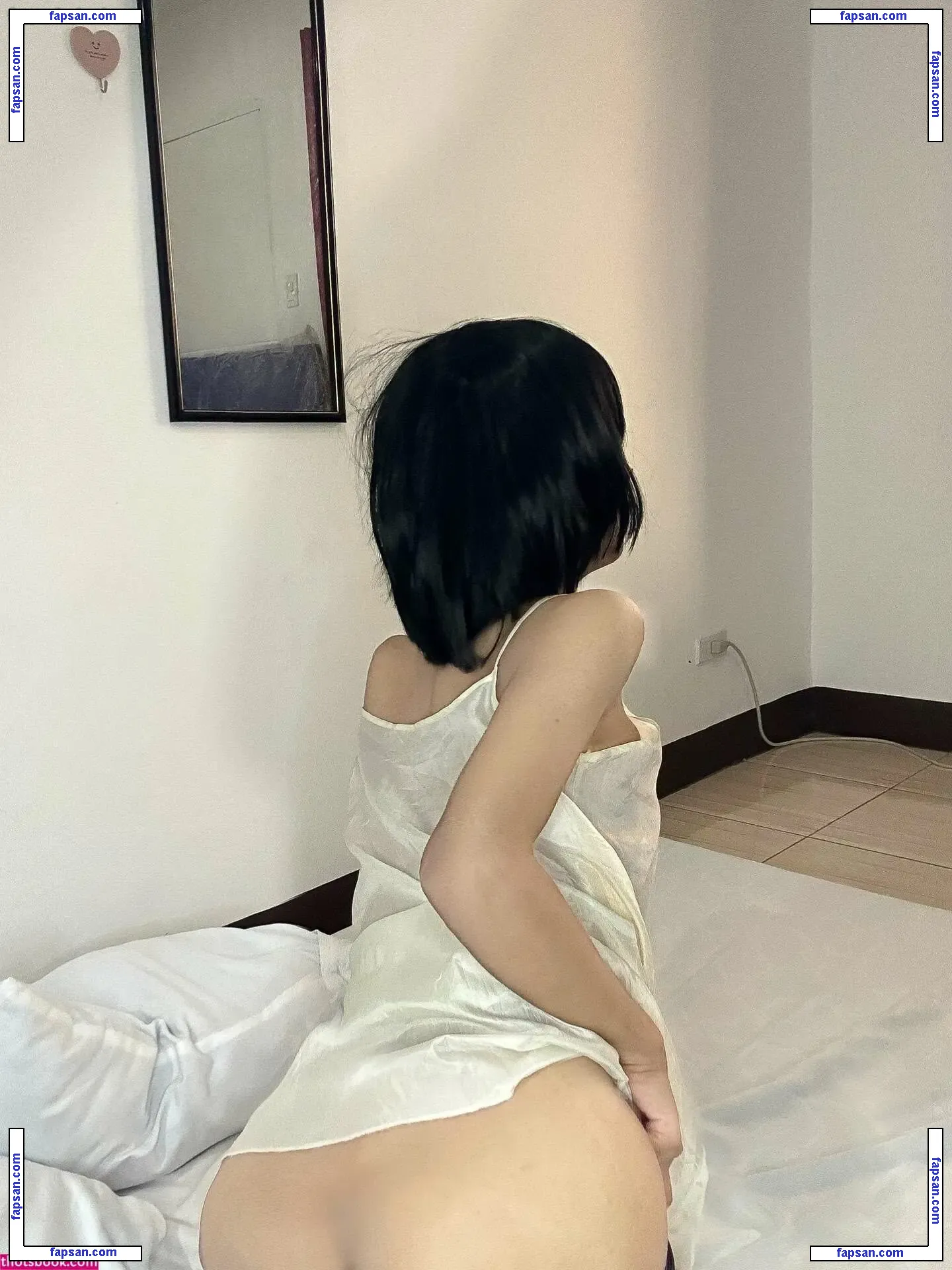 Arihienna nude photo #0080 from OnlyFans