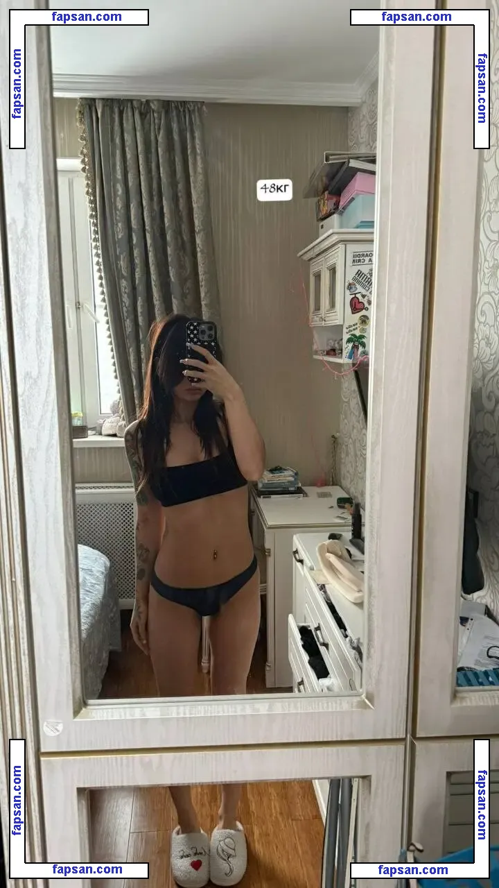 Arina Azarova голая фото #0049 с Онлифанс