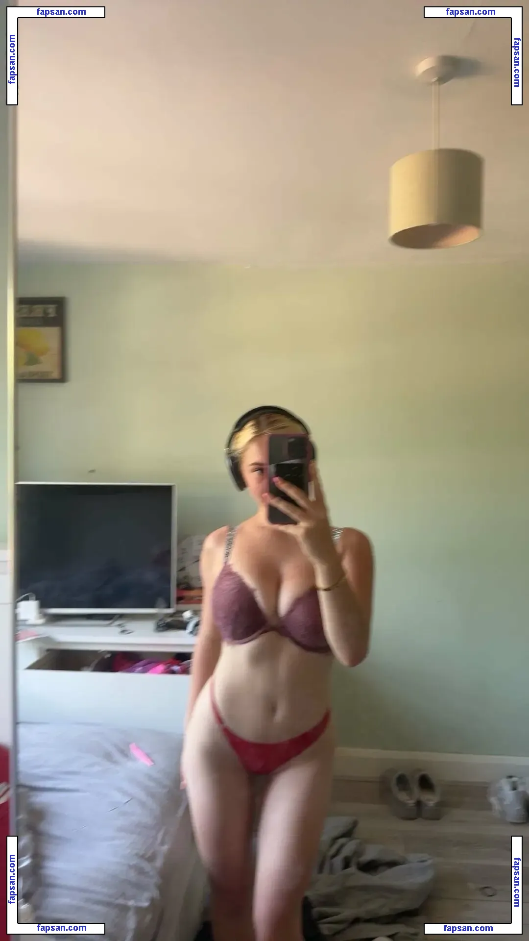 Arina Mirova nude photo #0017 from OnlyFans
