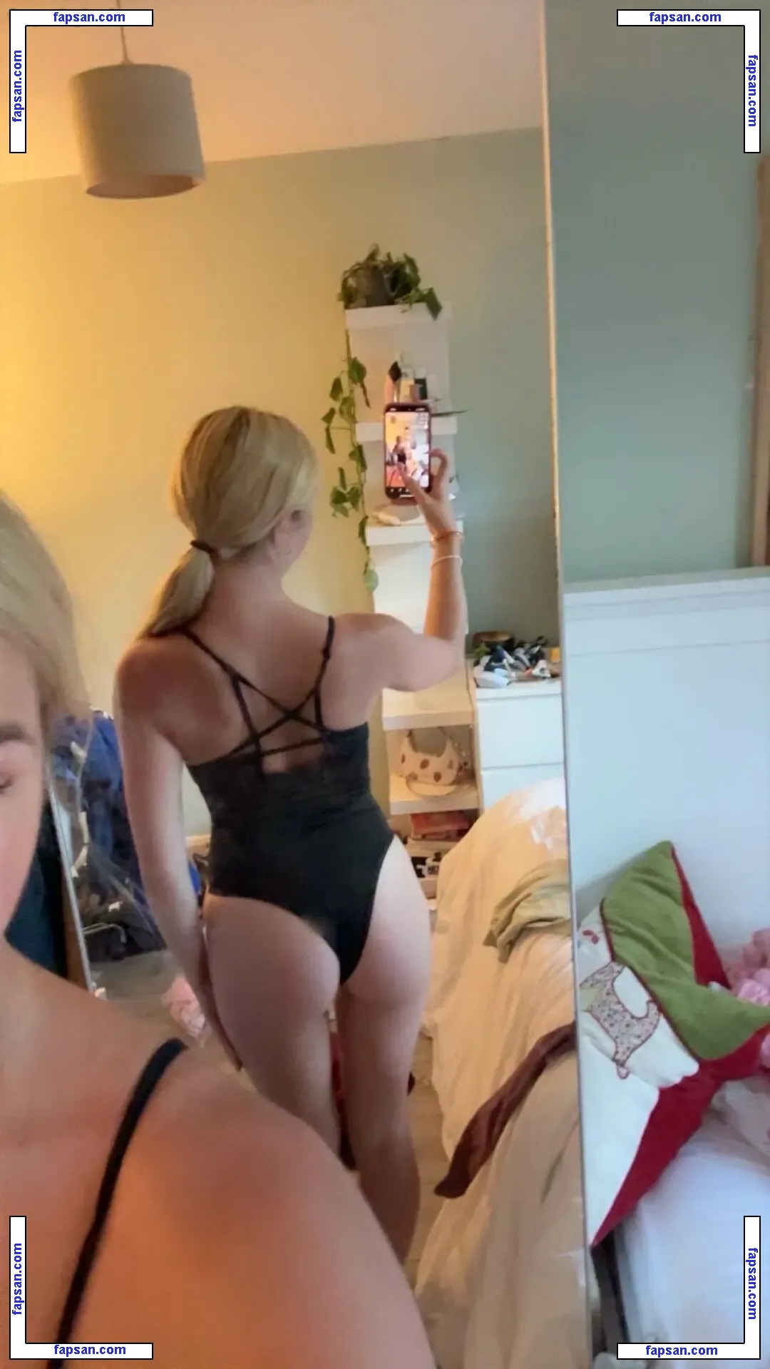 Arina Mirova nude photo #0024 from OnlyFans