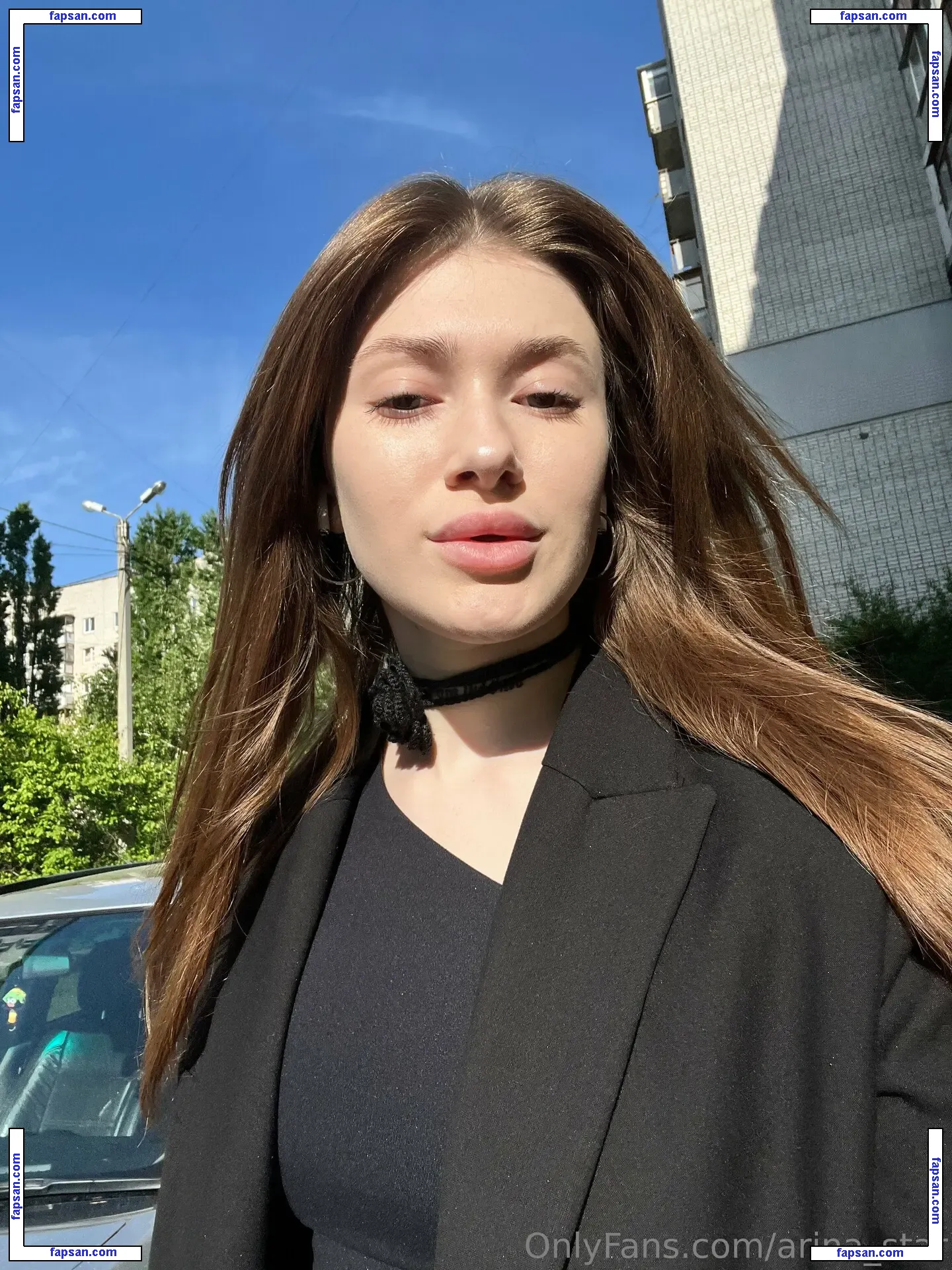 arina_stars nude photo #0012 from OnlyFans
