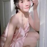 Arisa Nguyễn nude #0017