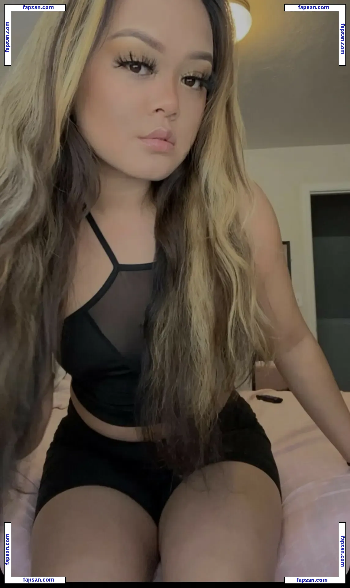 arisweetz голая фото #0001 с Онлифанс