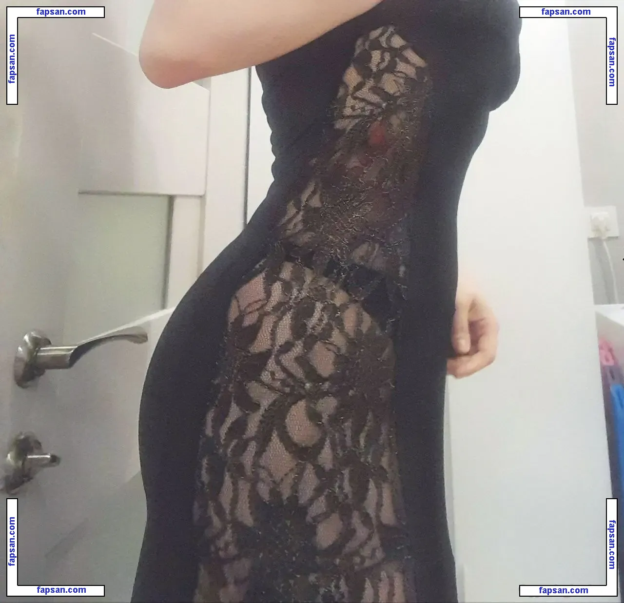 arkartaviy голая фото #0003 с Онлифанс