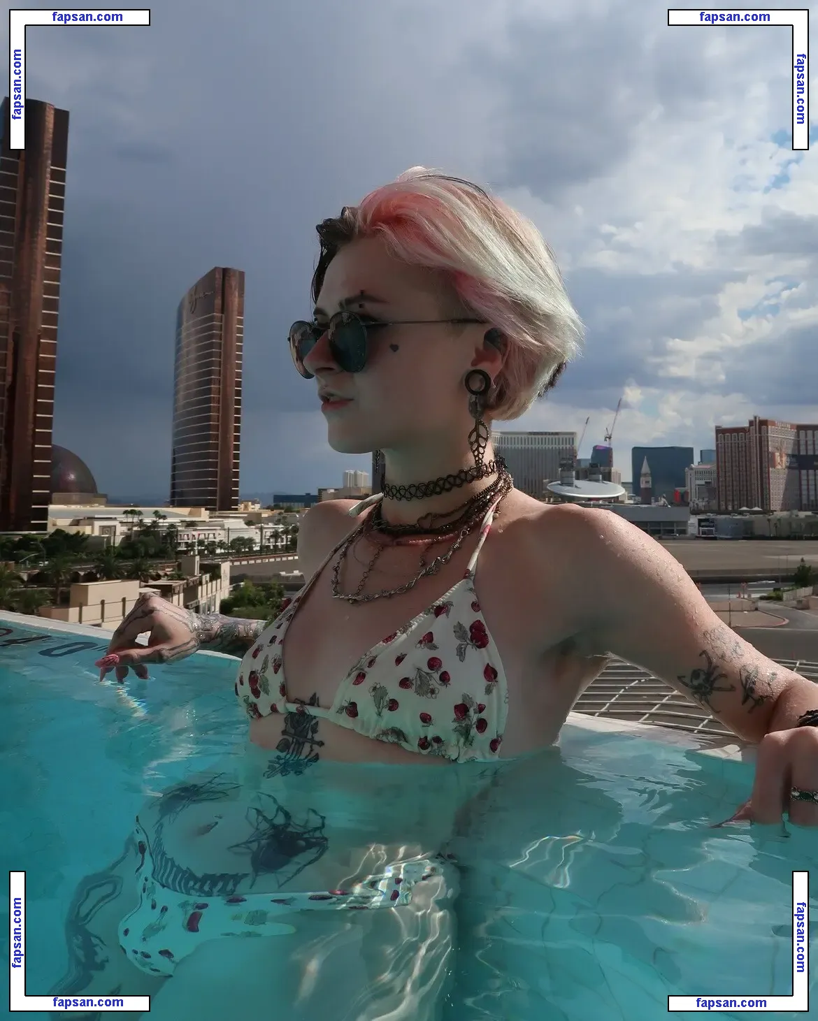 Armpit Fetish nude photo #1473 from OnlyFans