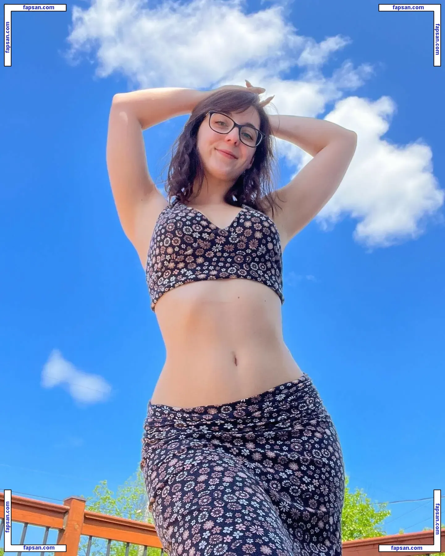 Armpit Fetish nude photo #1491 from OnlyFans