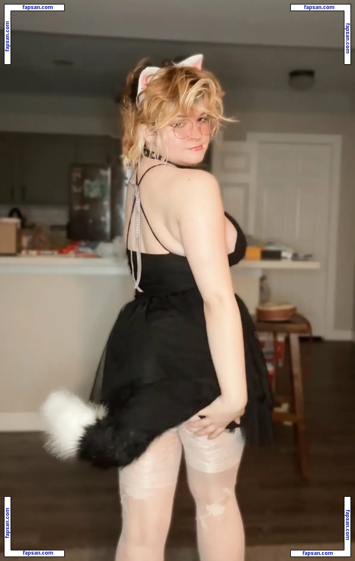 Arsenicsaturn nude photo #0015 from OnlyFans