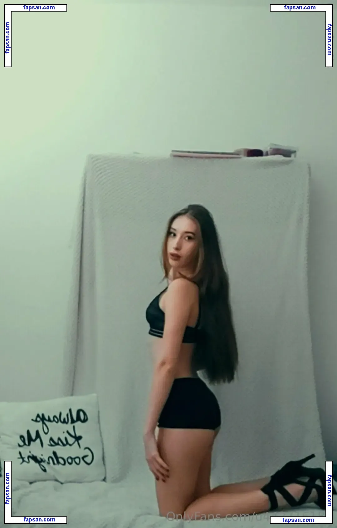 aryayarol nude photo #0008 from OnlyFans