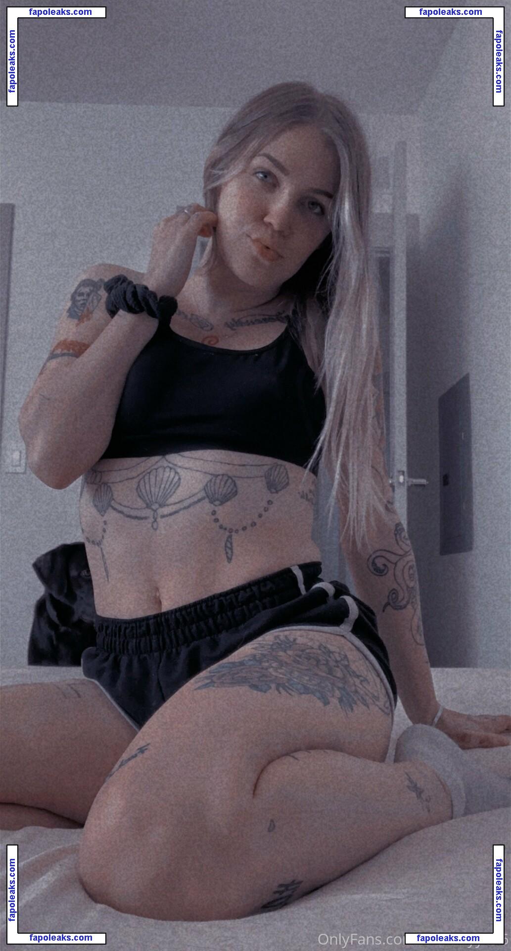 ashhleyy696 nude photo #0028 from OnlyFans