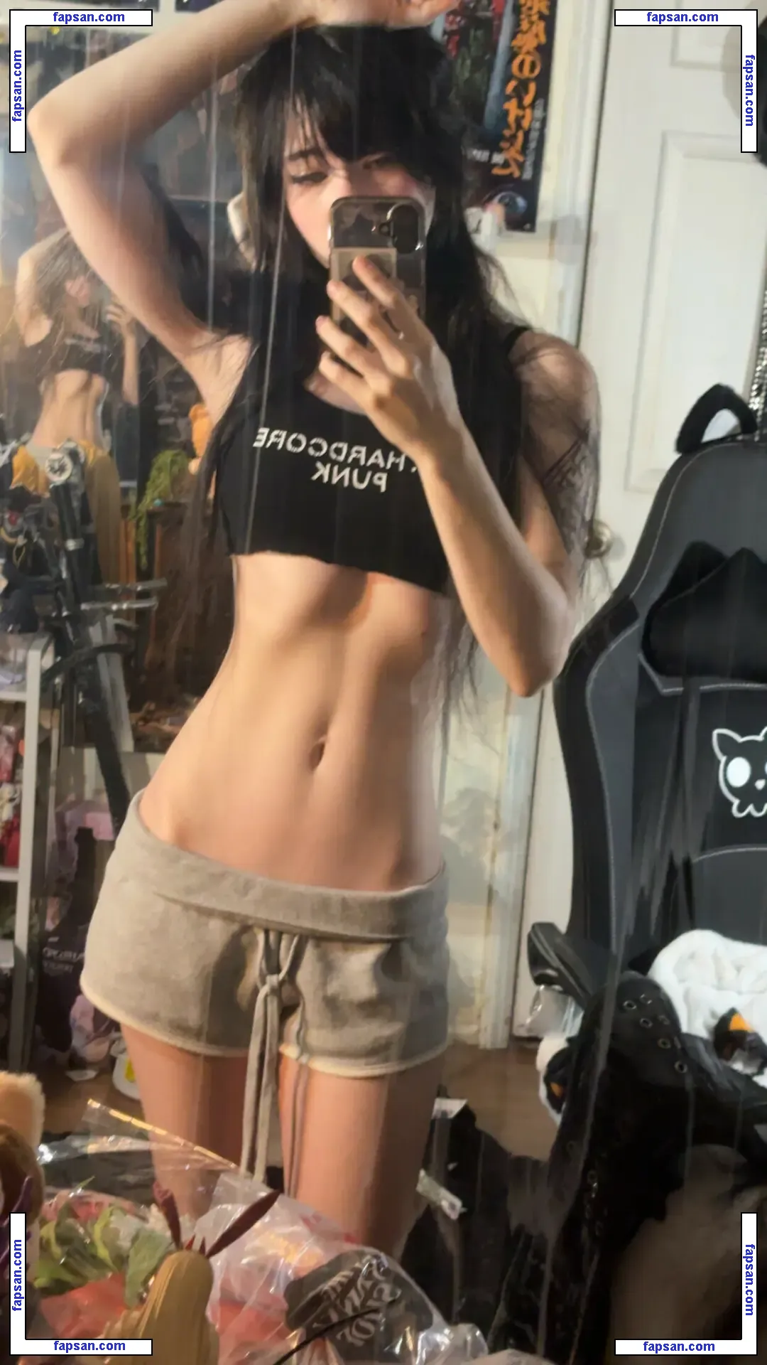 ashisbees nude photo #0072 from OnlyFans