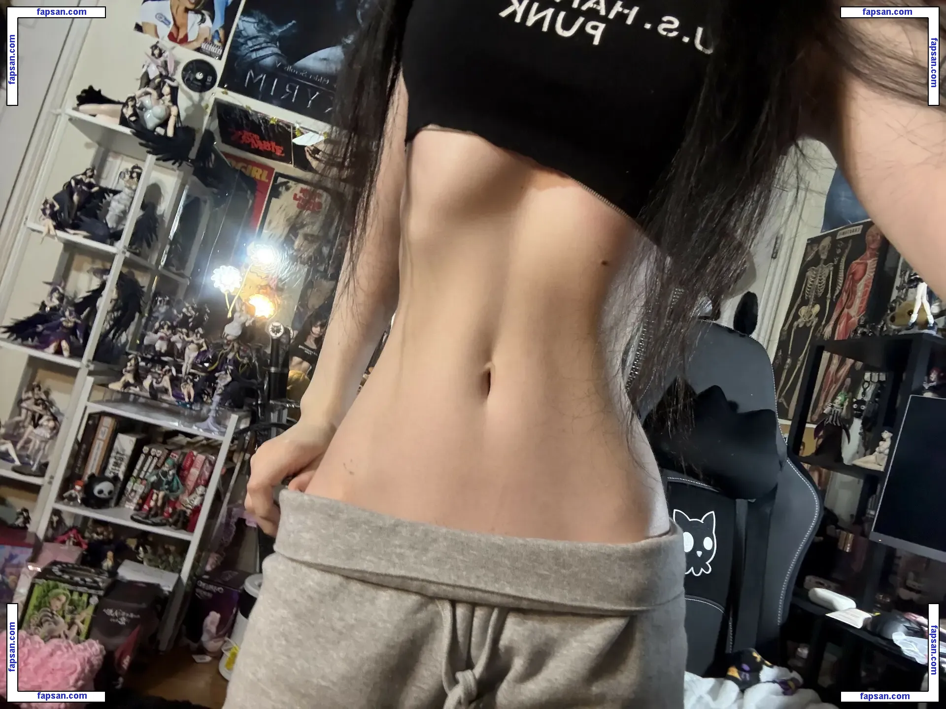 ashisbees nude photo #0075 from OnlyFans