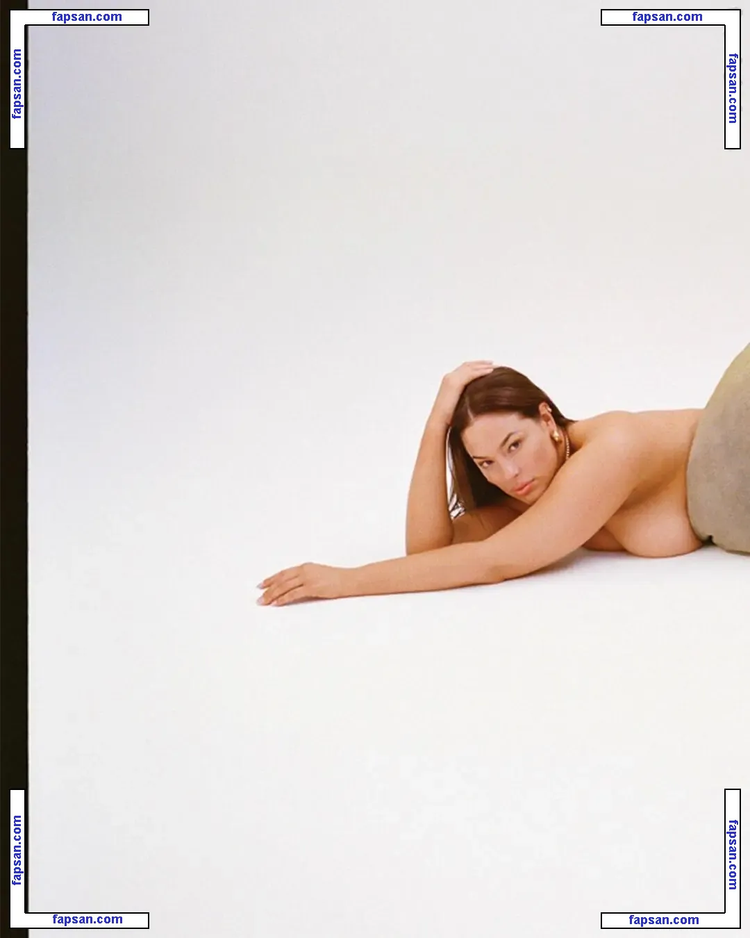 Ashley Graham nude photo #2420 from OnlyFans