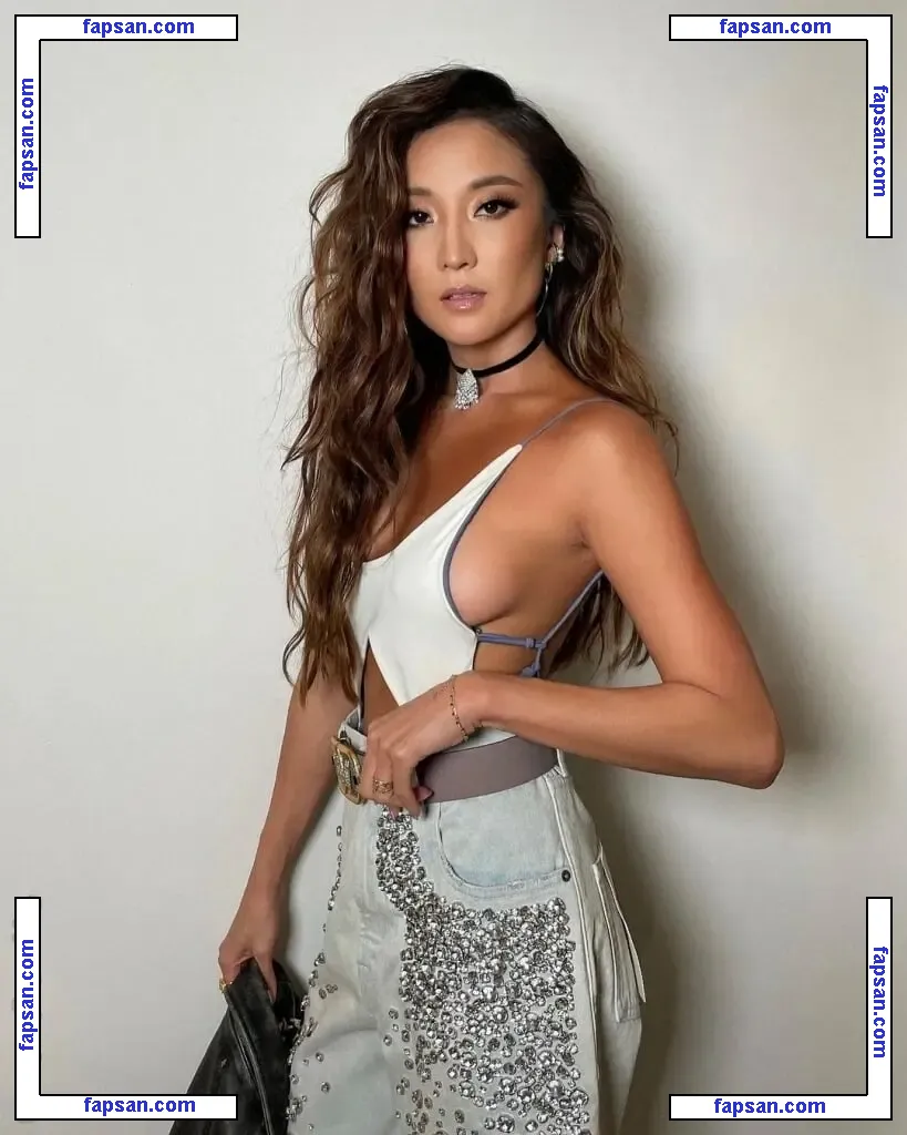 Ashley Park голая фото #0115 с Онлифанс