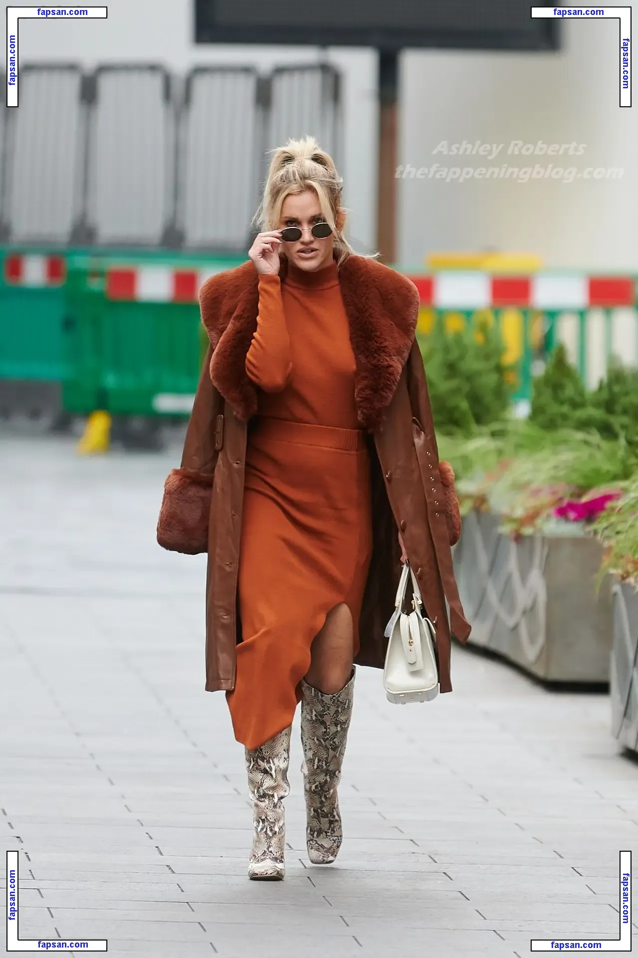 Ashley Roberts nude photo #0514 from OnlyFans