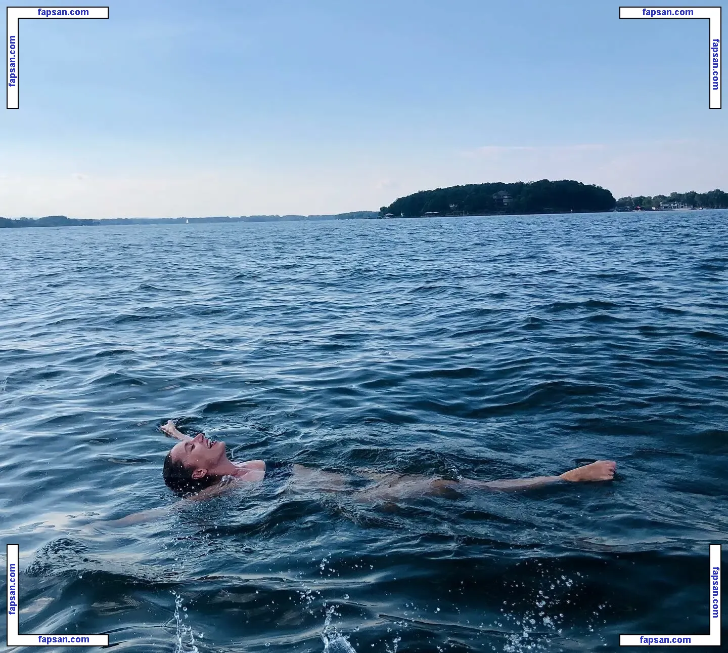 Ashley Stroehlein голая фото #0039 с Онлифанс