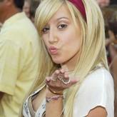 Ashley Tisdale голая #0271