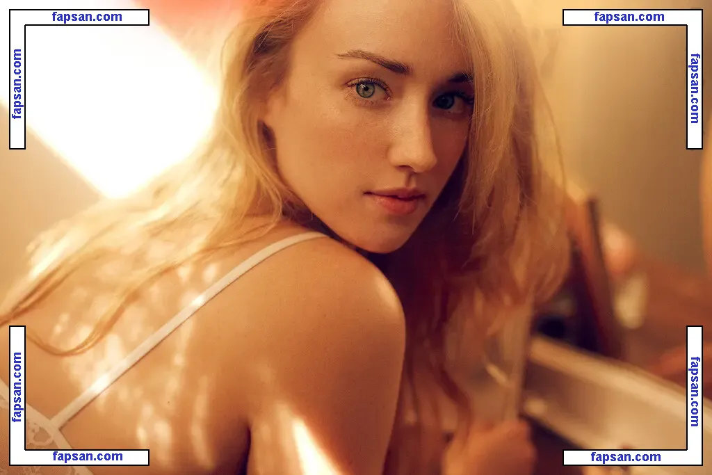 ashleyjohnson nude photo #0005 from OnlyFans