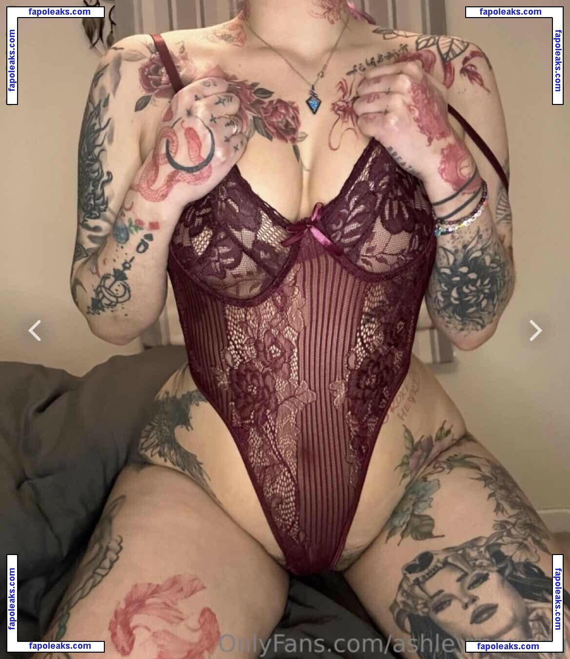AshleyMarieeGaming / ashleymarie / ashleymarieeg nude photo #0041 from OnlyFans