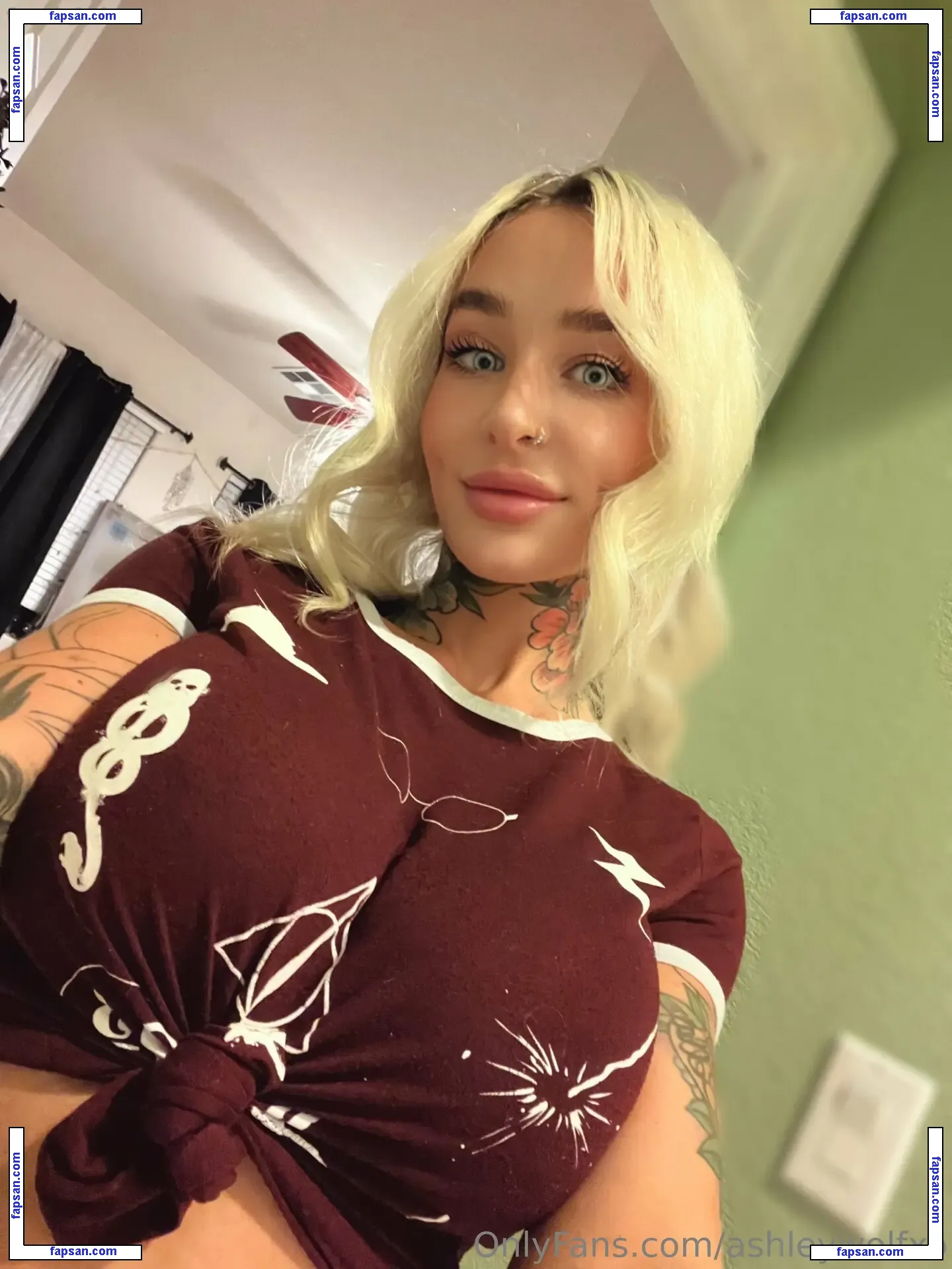 ashleywolfxo nude photo #0147 from OnlyFans