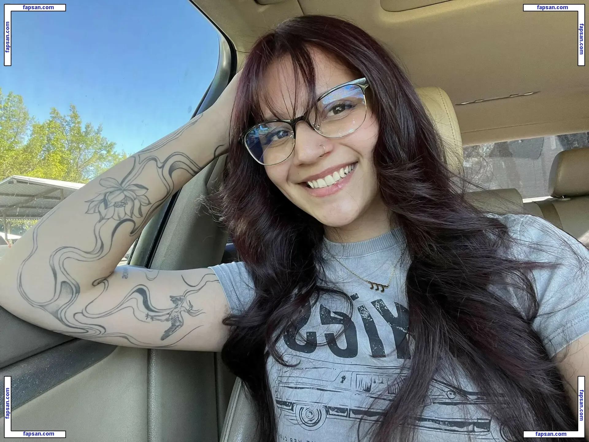 Ashleyyyygonz голая фото #0001 с Онлифанс