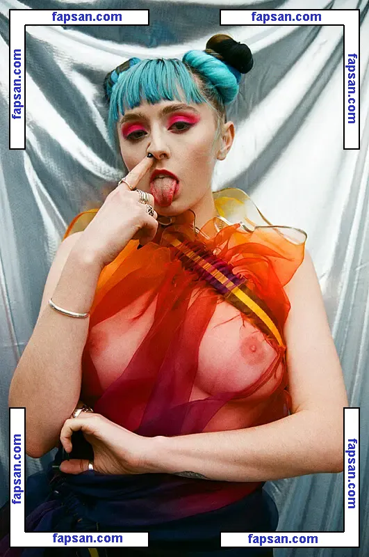 Ashnikko nude photo #0244 from OnlyFans