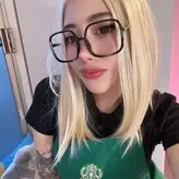 Ashounch голая #0240