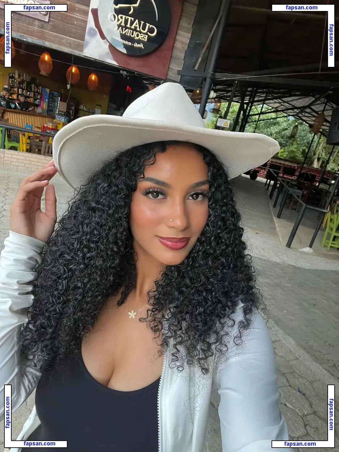 Ashrmx голая фото #0006 с Онлифанс