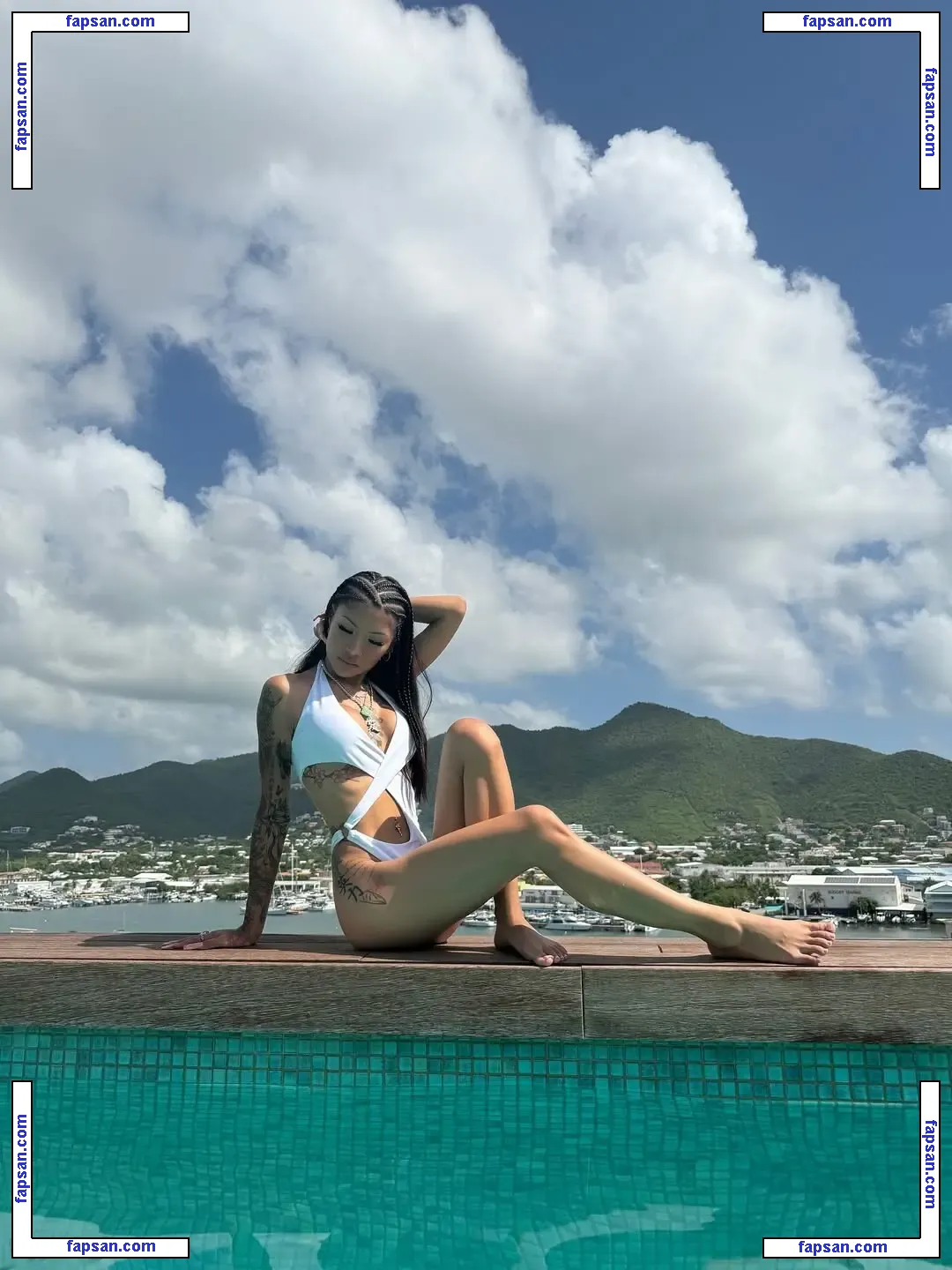 asian.queeen nude photo #0002 from OnlyFans